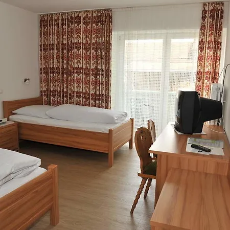 Landgasthof Hohenauer Hof 3* Hohenau